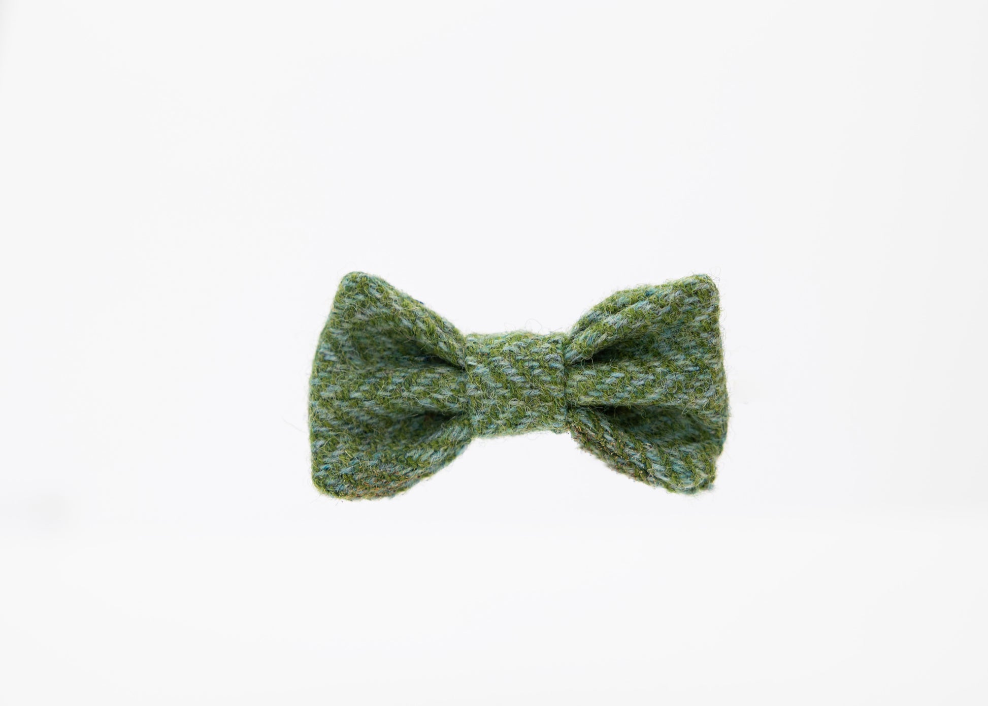 Green_Herringbone_Puppy_Bow_Tie