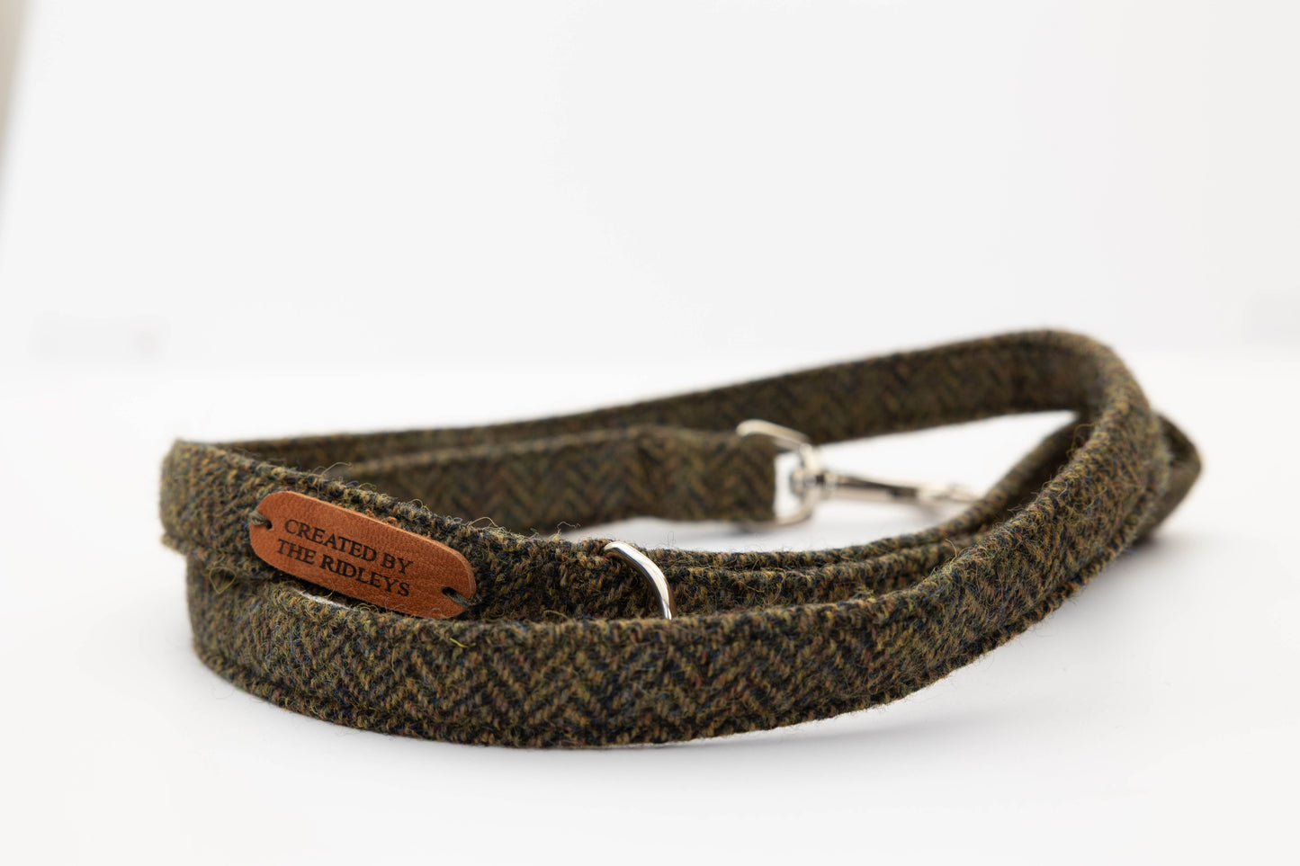 moss herringbone yorkshire tweed dog lead created by the ridleys