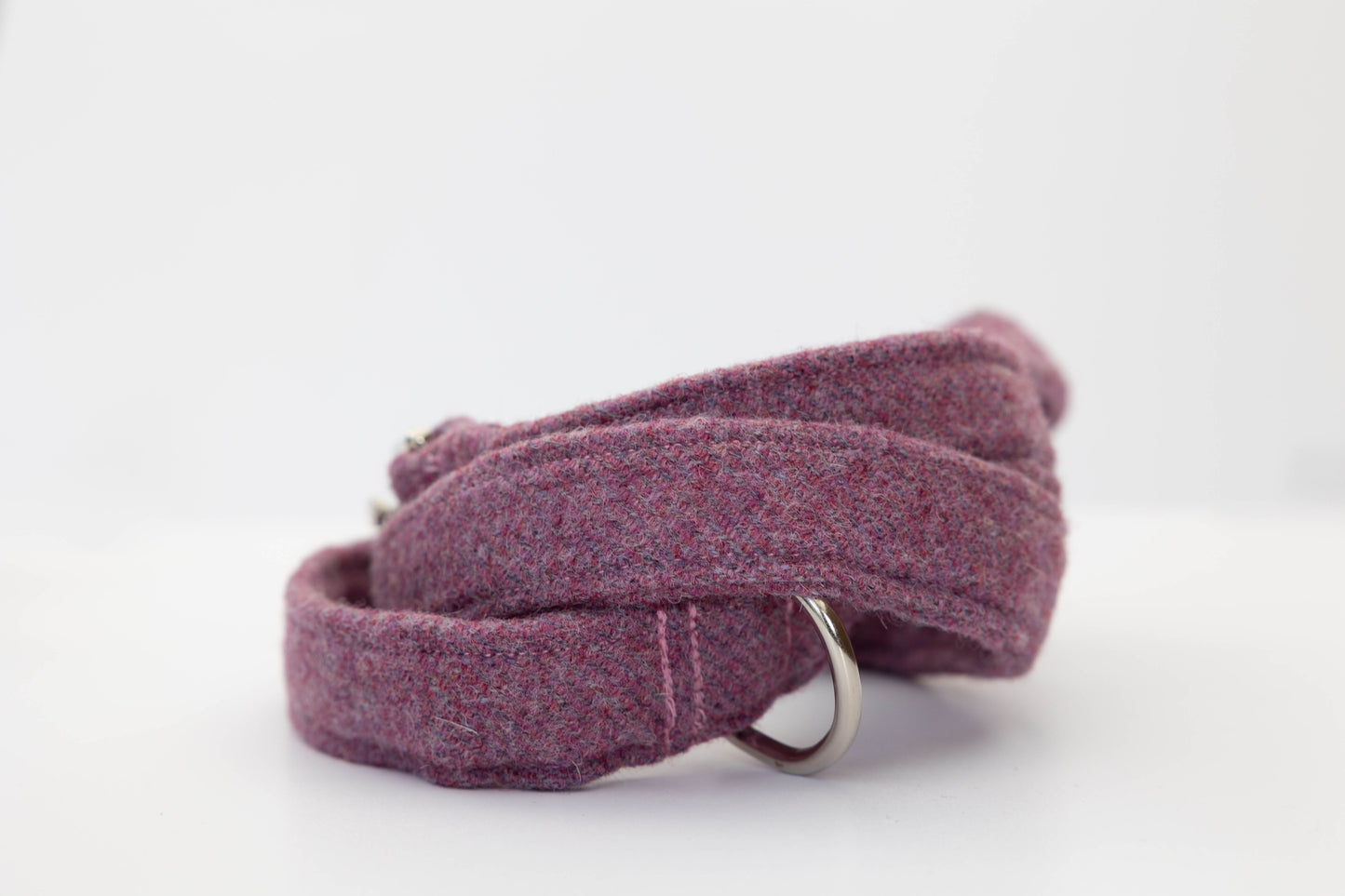 purple tweed dog lead created by the ridleys