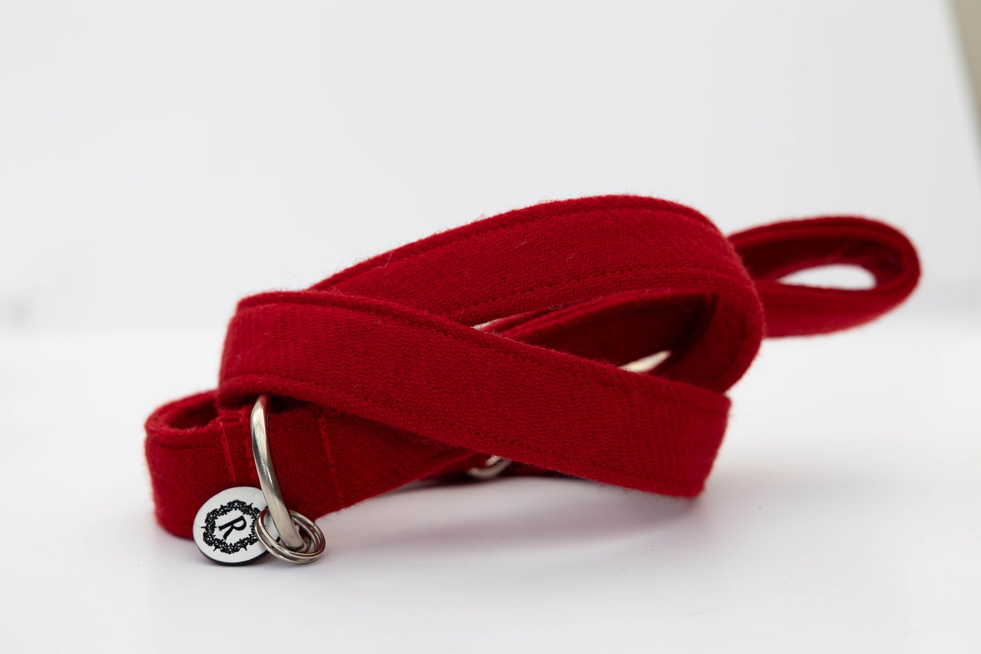 red tweed dog lead created by the ridleys